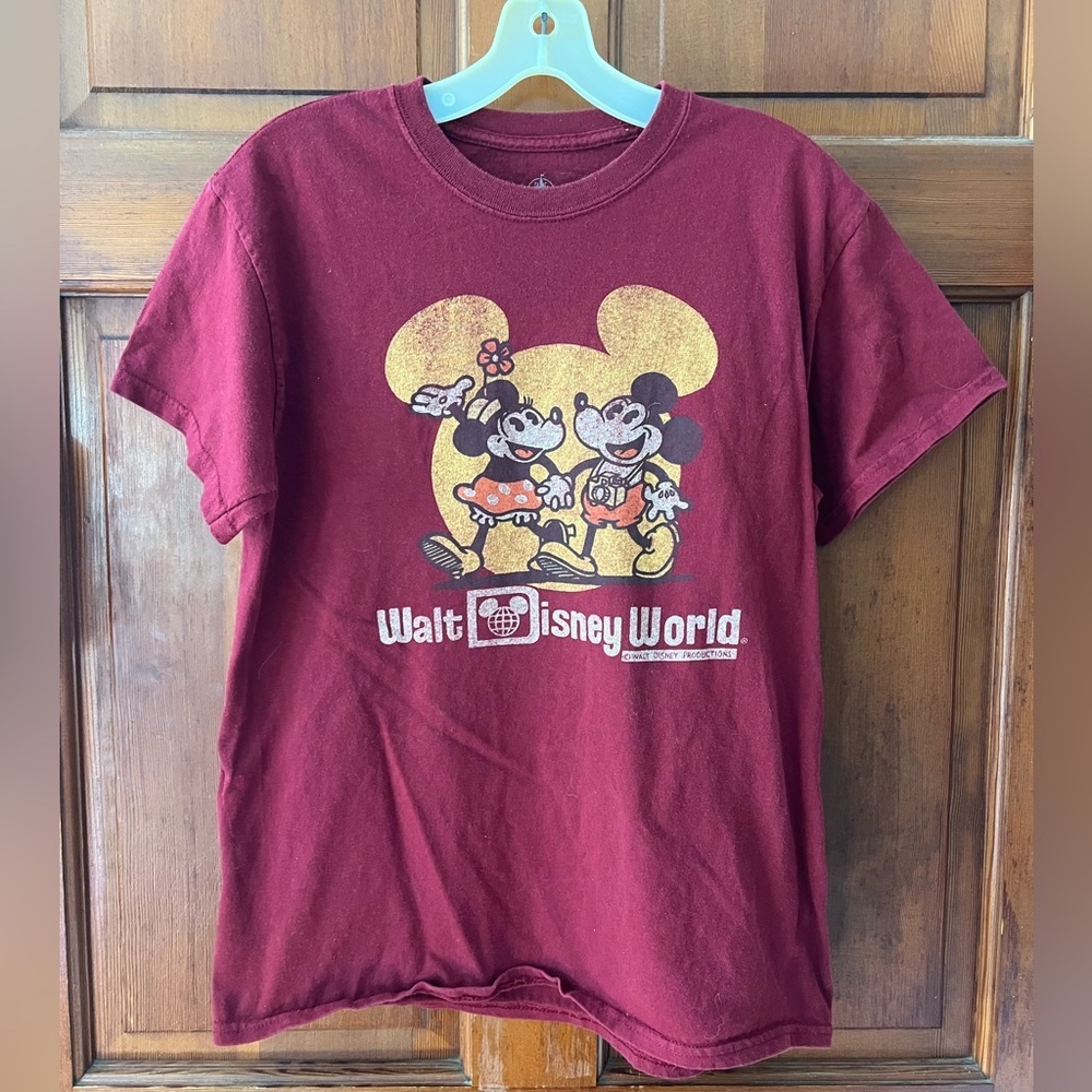 Disney Parks Walt Disney World Mickey Minnie Vintage Style Graphic Tee Shirt M